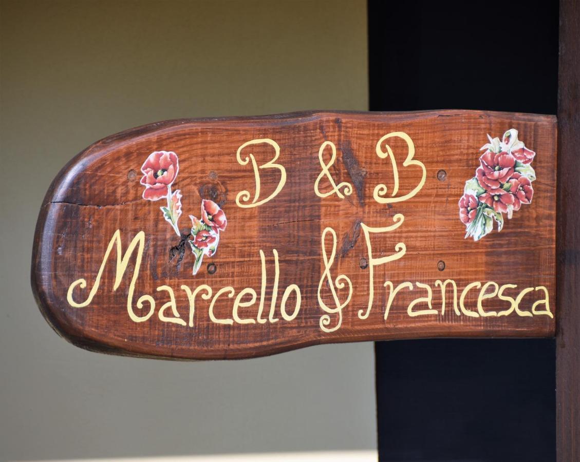B&B Marcello&Francesca Urbino Exterior foto