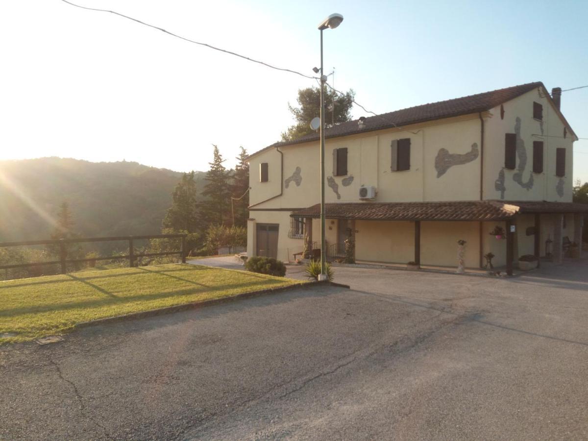 B&B Marcello&Francesca Urbino Exterior foto